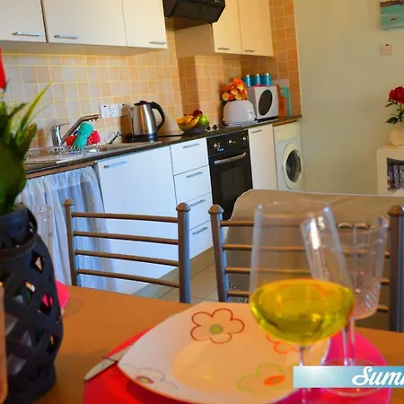 Thea Court 1 Bedroom *
