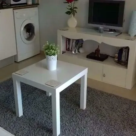 Thea Court 1 Bedroom 아파트 *