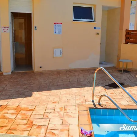 Thea Court 1 Bedroom
